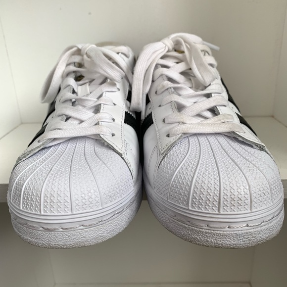 ❤️VINTAGE Adidas Superstar Shoes Size 9❤️ - Picture 4 of 13